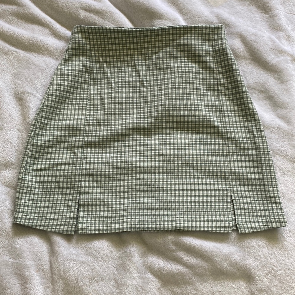 Brandy melville green plaid skirt